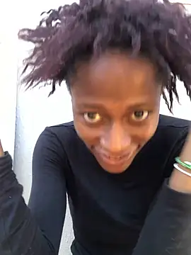 Caramel102004 online show from 21, 4, 2026