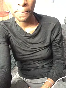 Snapshot of Caramel102004 chatting on 4, 6, 2026 Caramel102004 online show from 4, 6, 2026