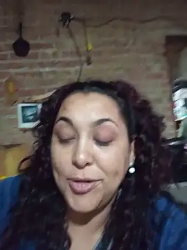 Snapshot of Lobizona chatting on 3, 6, 2026 Lobizona online show from 3, 6, 2026