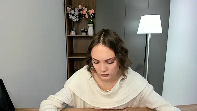 AlizaNguy online show from 1, 10, 2025