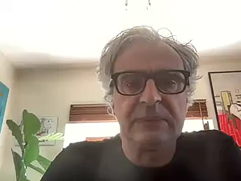 Snapshot of chtentation chatting on 4, 10, 2025 chtentation online show from 4, 10, 2025