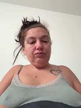Eleanorxx online show from 2, 10, 2025