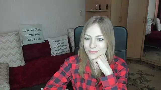 Snapshot of Tiffany_Bates chatting on 23, 4, 2026 Tiffany Bates online show from 23, 4, 2026