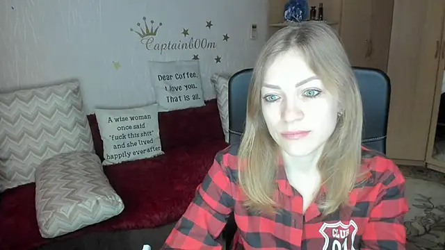 Tiffany Bates online show from 9, 10, 2025