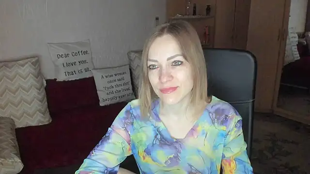 Tiffany Bates online show from 10, 3, 2026