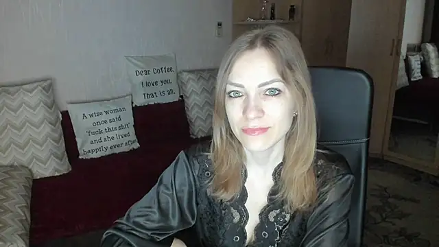 Tiffany Bates online show from 3, 3, 2026