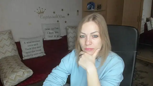 Tiffany Bates online show from 26, 11, 2025