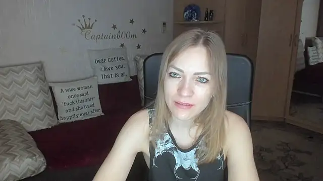 Tiffany Bates online show from 18, 11, 2025