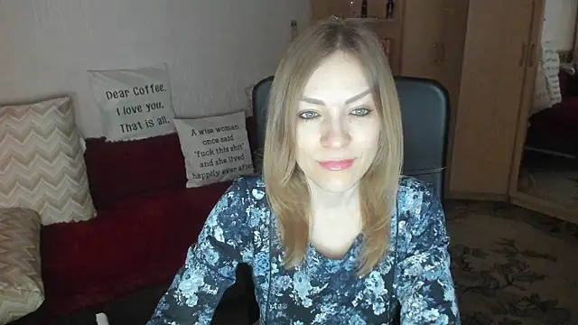 Tiffany Bates online show from 5, 4, 2026