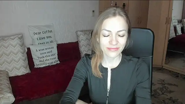 Tiffany Bates online show from 7, 3, 2026