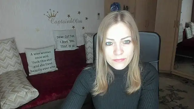 Tiffany Bates online show from 25, 11, 2025