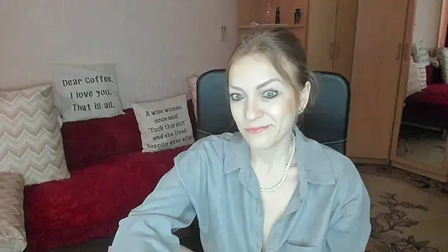 Snapshot of Tiffany_Bates chatting on 28, 4, 2026 Tiffany Bates online show from 28, 4, 2026