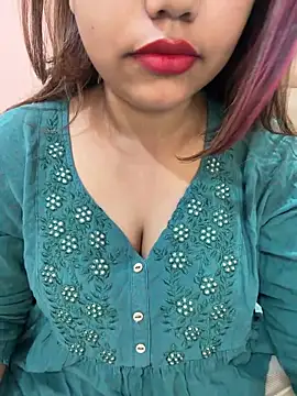 Snapshot of Miss_Rose__ chatting on 21, 5, 2026 Miss Rose online show from 21, 5, 2026