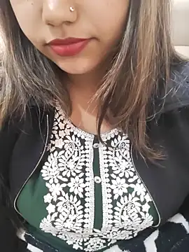 Miss Rose   online show from 2, 12, 2025