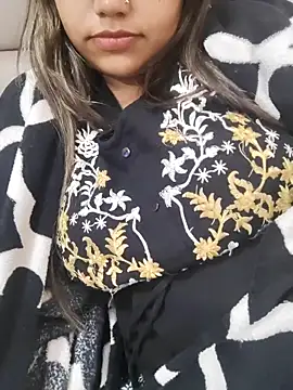 Miss Rose   online show from 8, 11, 2025