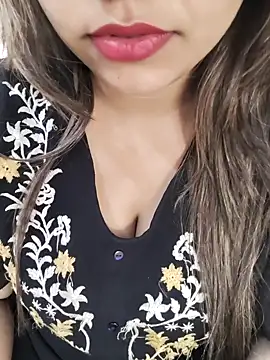 Miss Rose   online show from 15, 11, 2025