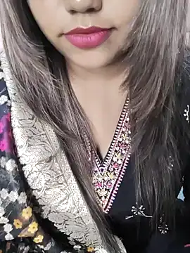 Miss Rose   online show from 1, 11, 2025