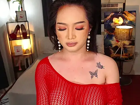 Snapshot of xXCompassionateLoveXx chatting on 18, 10, 2025 xXCompassionateLoveXx online show from 18, 10, 2025