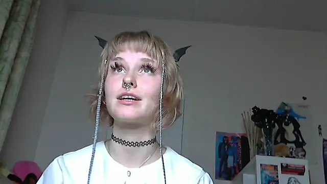 Paradoxy  online show from 23, 4, 2026