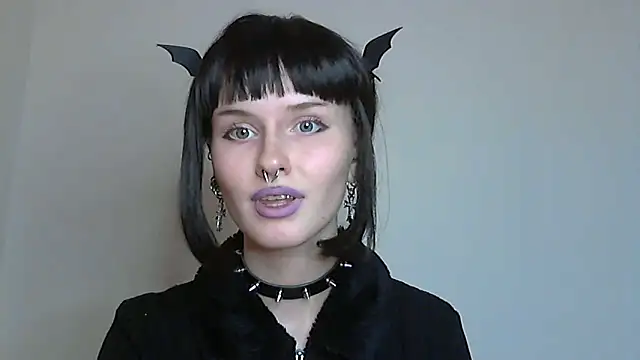 Paradoxy  online show from 30, 10, 2025