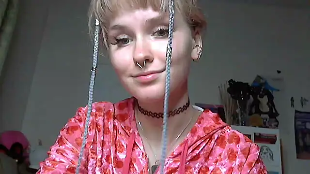 Paradoxy  online show from 21, 4, 2026