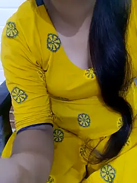 Snapshot of Anchal-si chatting on 5, 10, 2025 Anchal-si online show from 5, 10, 2025