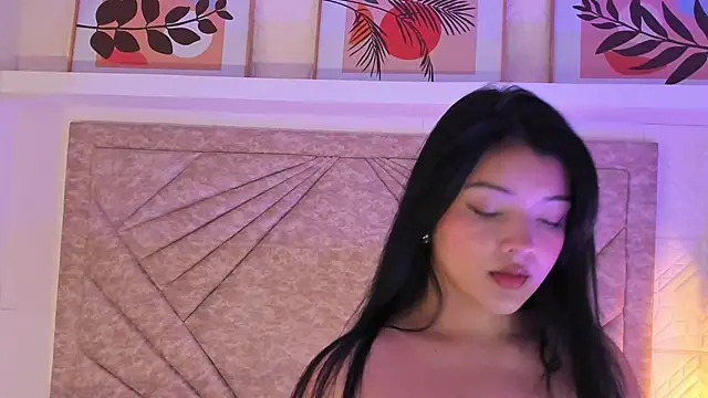 EmmaBlossom online show from 15, 12, 2025