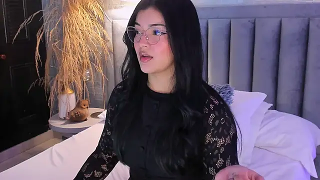 EmmaBlossom online show from 18, 4, 2026