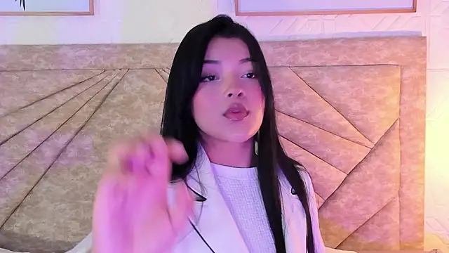 EmmaBlossom online show from 1, 2, 2026