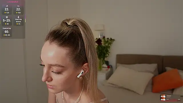 Snapshot of SophieBelll chatting on 24, 5, 2026 SophieBelll online show from 24, 5, 2026