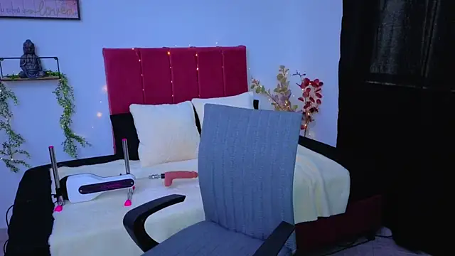 pequitasmedusa9 online show from 26, 9, 2025