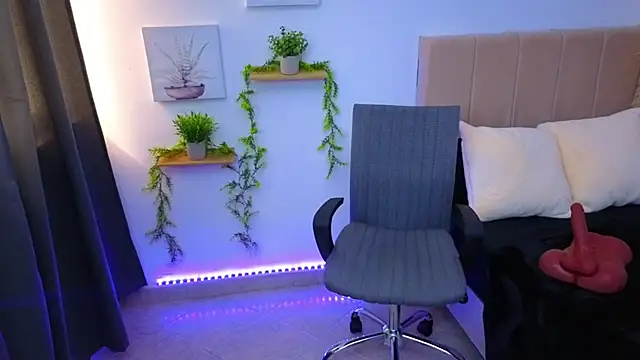 pequitasmedusa9 online show from 14, 10, 2025