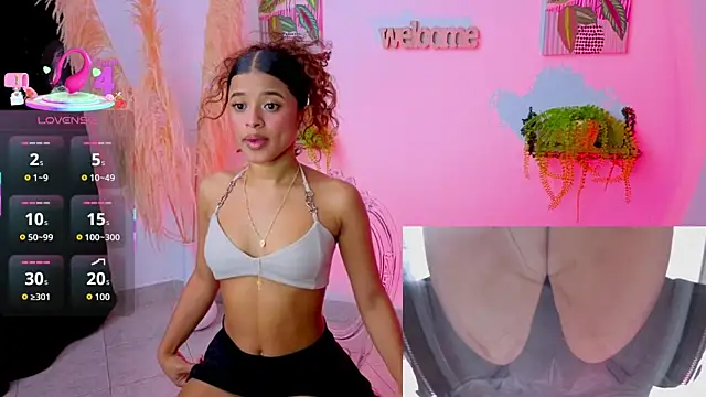 pequitasmedusa9 online show from 19, 11, 2025