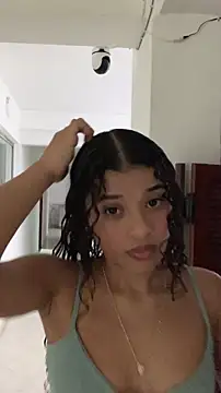 pequitasmedusa9 online show from 29, 11, 2025