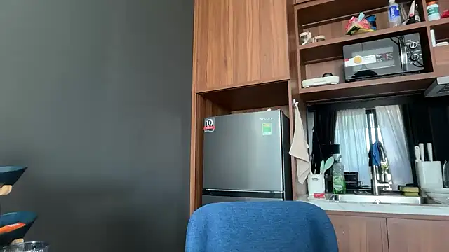 Snapshot of Miravynn chatting on 1, 3, 2026 Miravynn online show from 1, 3, 2026