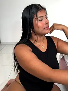 AnaBrowmn online show from 1, 12, 2025