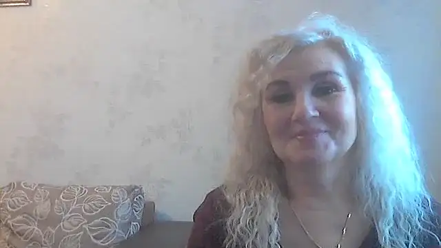 Snapshot of LadySexyBlond chatting on 13, 4, 2026 LadySexyBlond online show from 13, 4, 2026