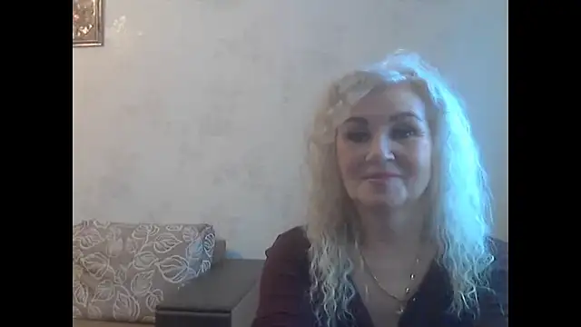 Snapshot of LadySexyBlond chatting on 18, 5, 2026 LadySexyBlond online show from 18, 5, 2026