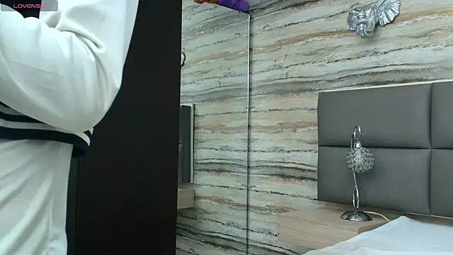 Snapshot of Lovers_21 chatting on 30, 4, 2026 Lovers 21 online show from 30, 4, 2026