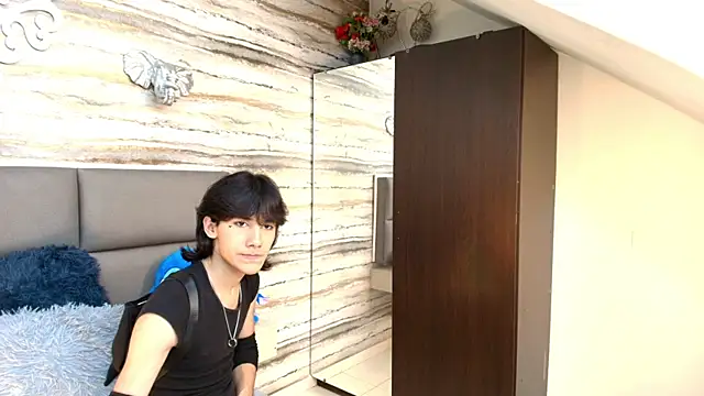 Lovers 21 online show from 26, 11, 2025