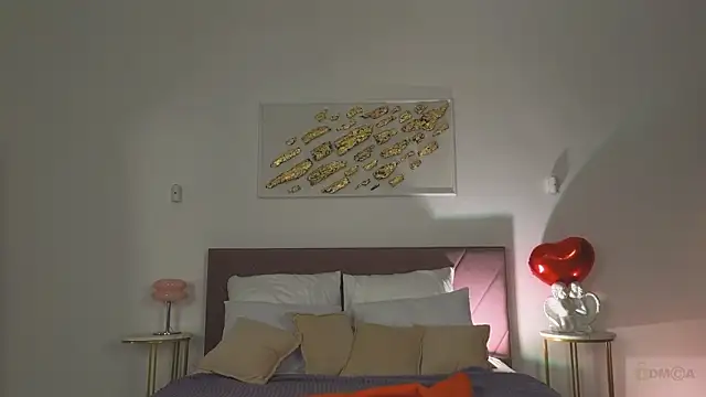 Nicole Broown  online show from 22, 2, 2026