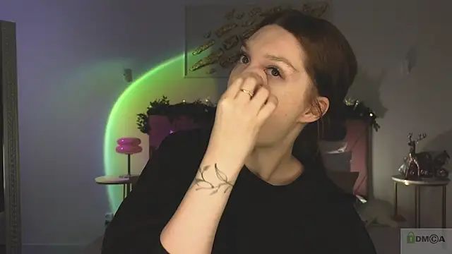 Nicole Broown  online show from 15, 1, 2026