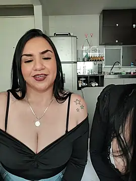 Snapshot of sasha_amy1 chatting on 15, 10, 2025 sasha amy1 online show from 15, 10, 2025
