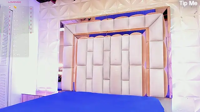 Sarah Adamss online show from 9, 11, 2025