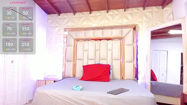 Sarah Adamss online show from 23, 3, 2026