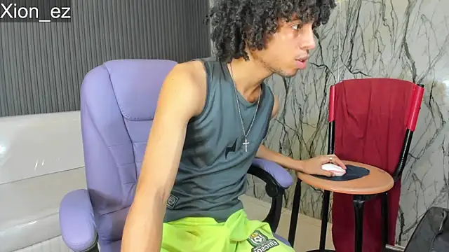 Snapshot of xion_ez chatting on 10, 5, 2026 xion ez online show from 10, 5, 2026