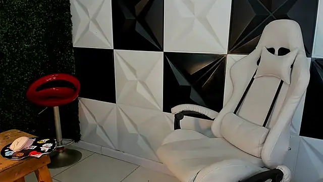 xion ez online show from 28, 11, 2025