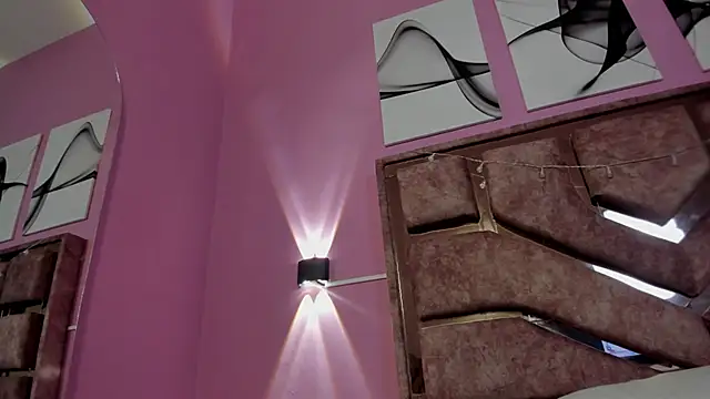 samantaa liov online show from 3, 11, 2025