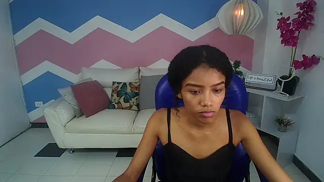 adisson petite1 online show from 12, 10, 2025