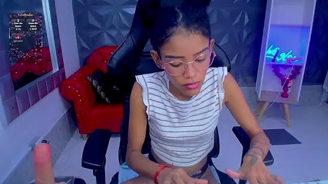 adisson petite1 online show from 9, 1, 2026